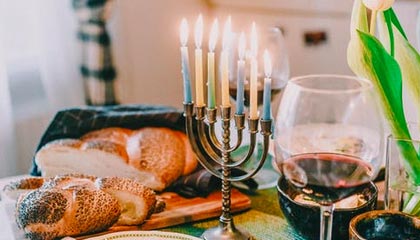 爱游戏平台-爵士前锋神秘消失球队启动搜寻行动，爵士队球迷