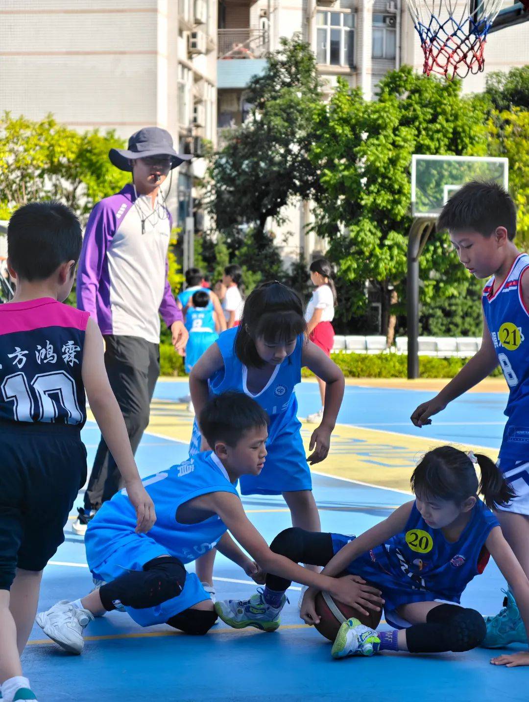 “篮动未来”青少年篮球创新挑战赛火热开启的简单介绍